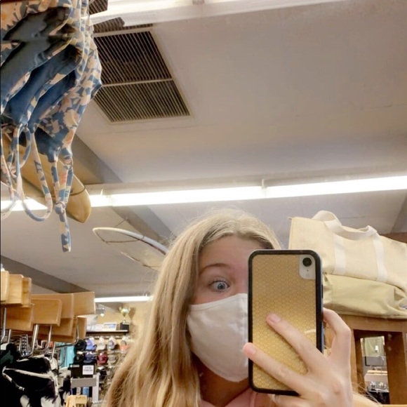 Meet your Posher, Riley - Picture 1 of 1